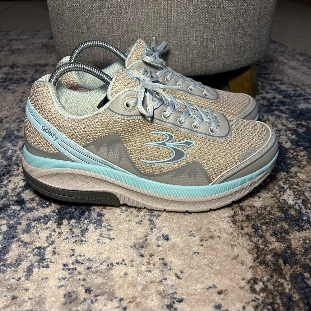 G-Defy Grey Aqua Gravity Defyer Mighty Walk Athletic Sneakers Size 10